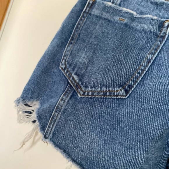 ZARA size 6 button fly Denim Shorts - Picture 5 of 5